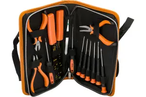 https://cdn.vseinstrumenti.ru/images/goods/ruchnoj-instrument/nabory-ruchnogo-instrumenta/854752/1200x800/156383039.jpg